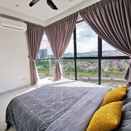Astetica Residences 200Mbps Wifi Netflix Seri Kembangan Luaran gambar
